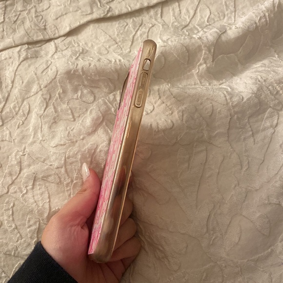 roller rabbit phone case 11 pro max - Picture 2 of 5